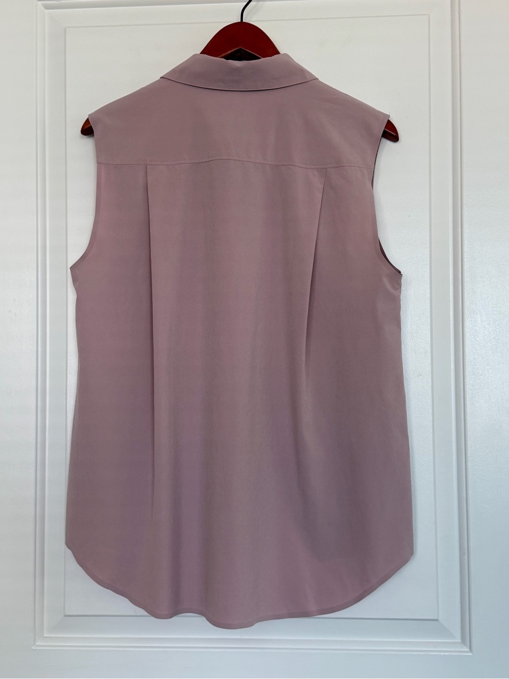 Athleta Everlasting Sleeveless Button Down Tank Pink Medium - Picture 4 of 9